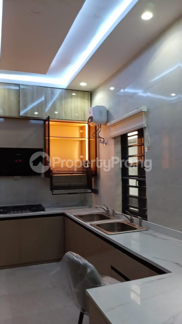 4 bedroom House for sale Olowora Ojodu Lagos