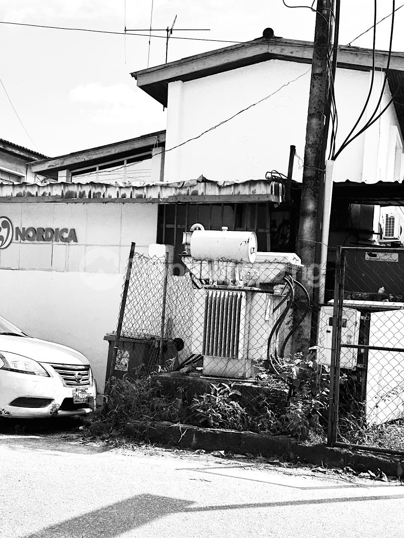 4 bedroom House for sale Adeniran Ogunsanya Surulere Lagos