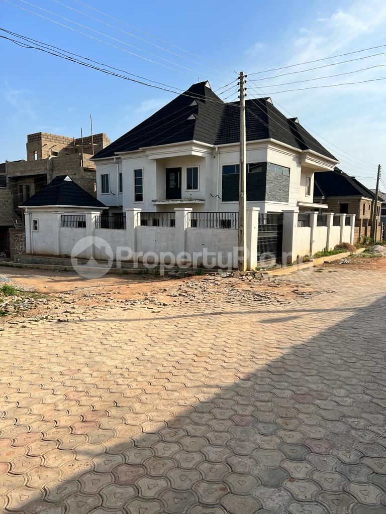 4 bedroom House for sale Zionist Estate Akala Express Ibadan Oyo