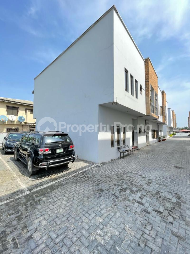 4 bedroom House for sale Sabo Yaba Lagos