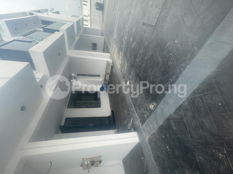 4 bedroom House for sale Mobil Road Ajah Lagos