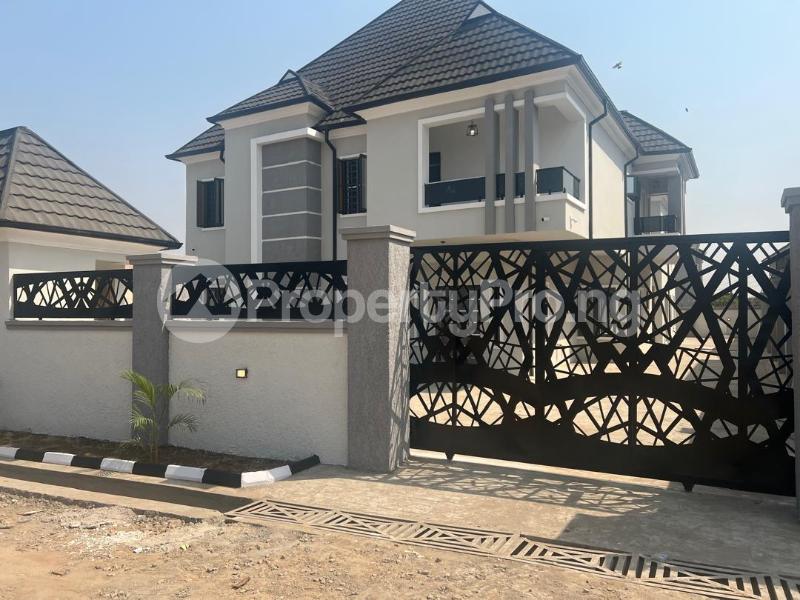 4 bedroom House for sale Oluyole Main Oluyole Estate Ibadan Oyo
