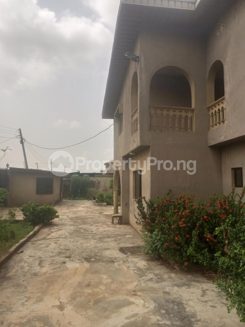 4 bedroom House for sale Eyita Ikorodu Garage Ikorodu Lagos