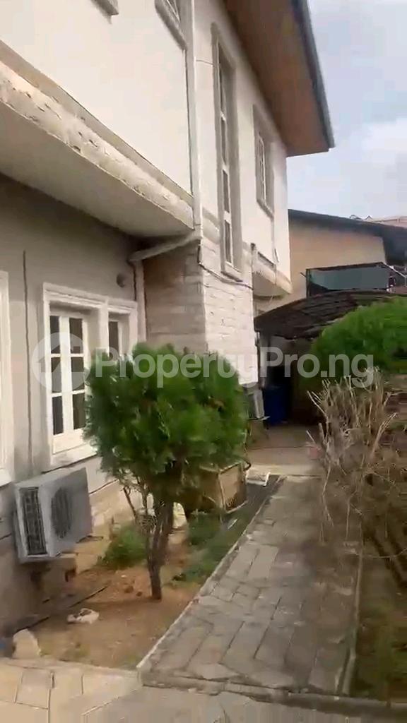 4 bedroom House for rent Rosenje Area Gbagada Lagos