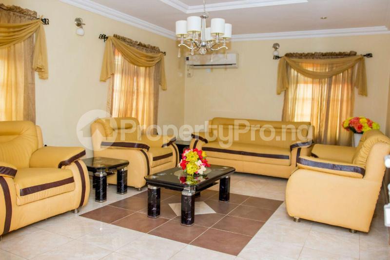 Flat / Apartment for shortlet Akobo Ibadan Oyo