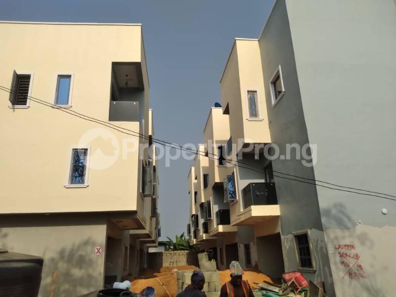 4 bedroom House for sale Abule-Oja Yaba Lagos