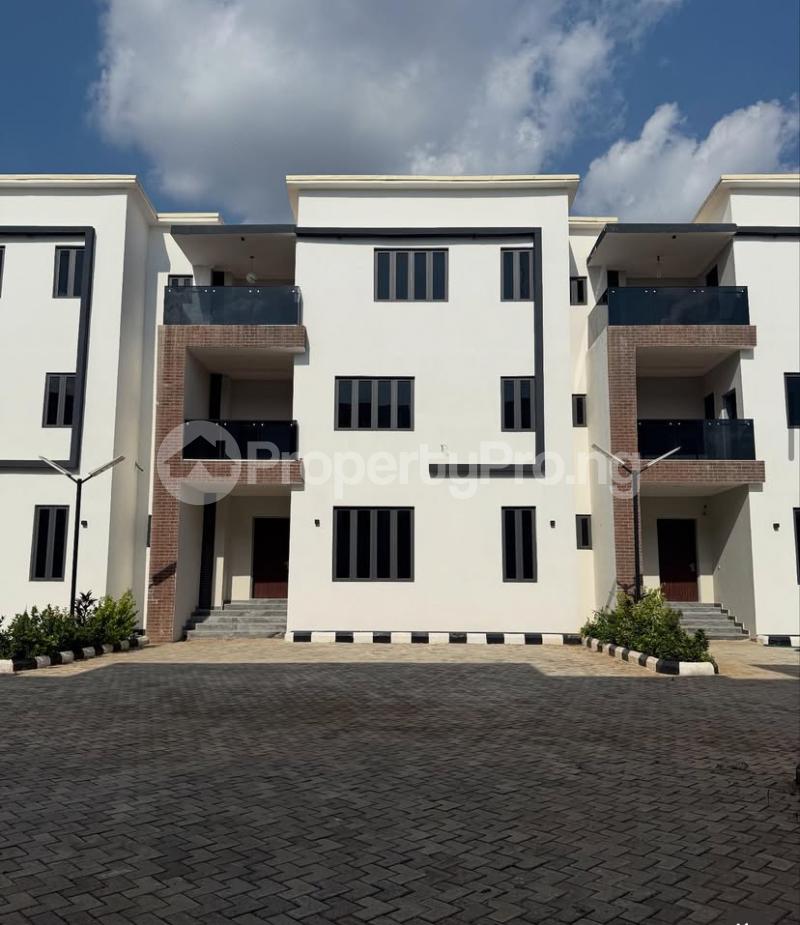 4 bedroom House for sale Life Camp Abuja