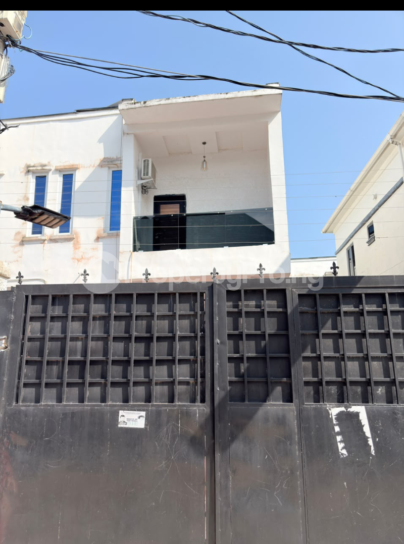 4 bedroom House for rent Unity Home Thomas estate Ajah Lagos