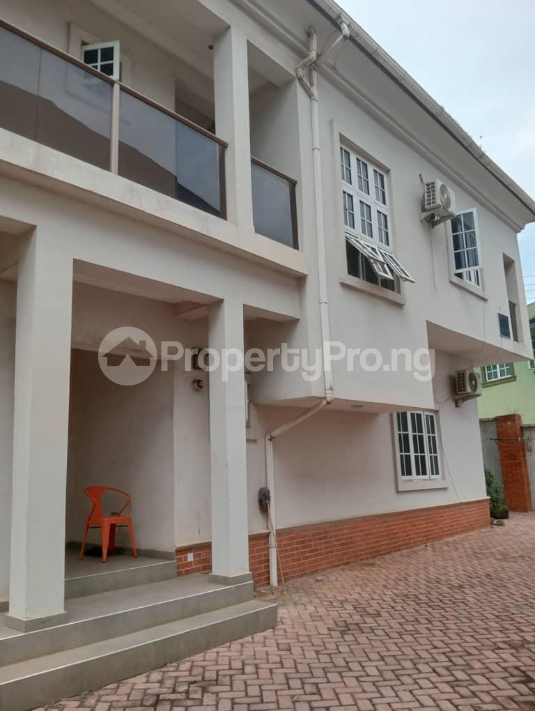 House for sale Kobiowu Crescent Iyanganku Ibadan Oyo