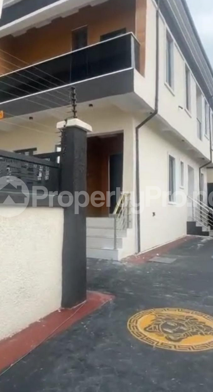 4 bedroom House for sale Ajayi road Ogba Lagos