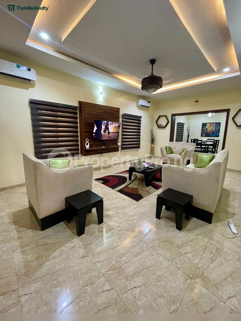 4 bedroom House for shortlet Post Housing Estate ( S & T), Jericho Eleyele Ibadan Oyo