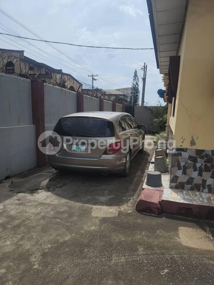 4 bedroom House for rent Onike Yaba Lagos