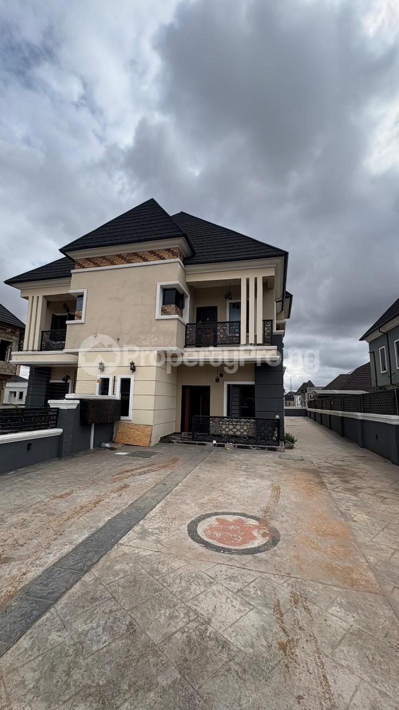 4 bedroom Flat / Apartment for rent Carlton Gate Estate, Akobo Ibadan Oyo
