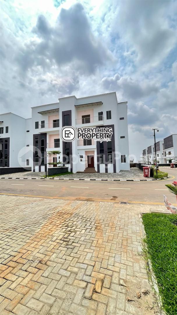 4 bedroom House for sale Apo, Opposite Legislative Quarters Apo Abuja