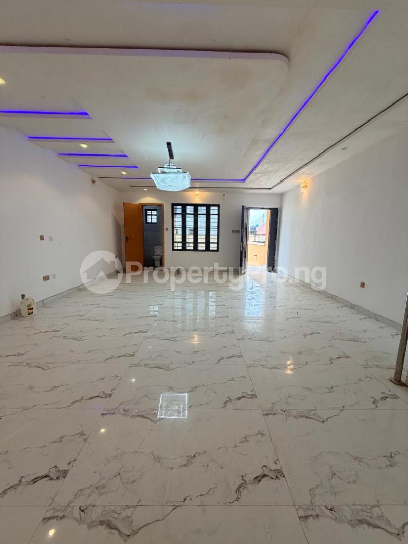 3 bedroom House for rent Estate Oko oba Agege Lagos