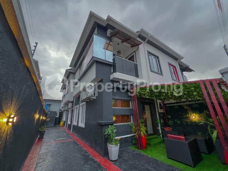 4 bedroom House for shortlet 1b Ogun St, Off Mercy Eneli Street By Alh Masha Road Kilo-Marsha Surulere Lagos