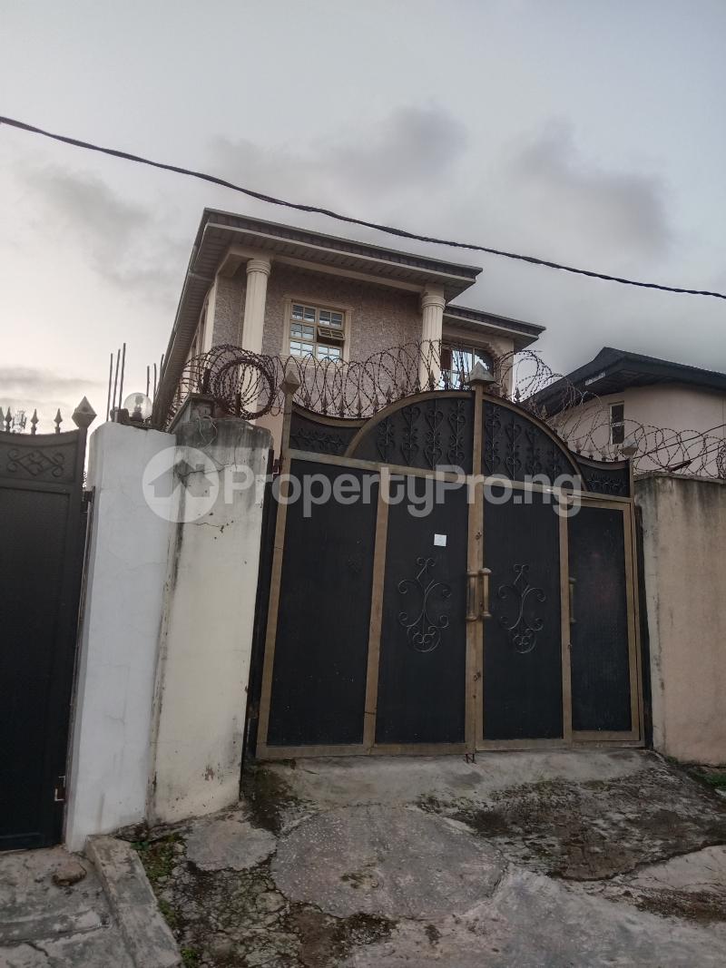 4 bedroom House for sale In An Estate Off College Road, Ogba Lagos