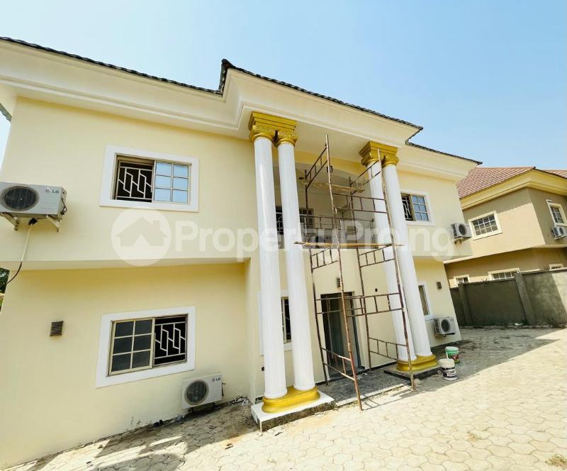 4 bedroom House for sale Gwarinpa Abuja