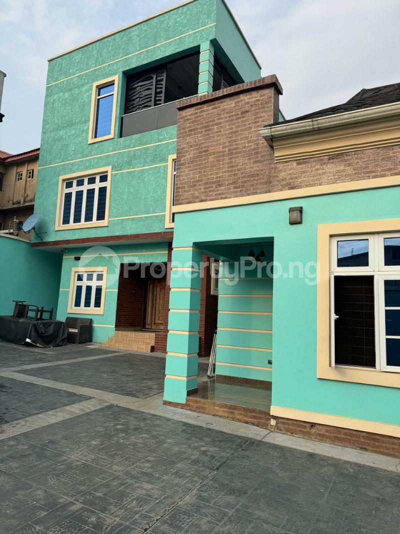 4 bedroom House for sale Berger Ojodu Lagos