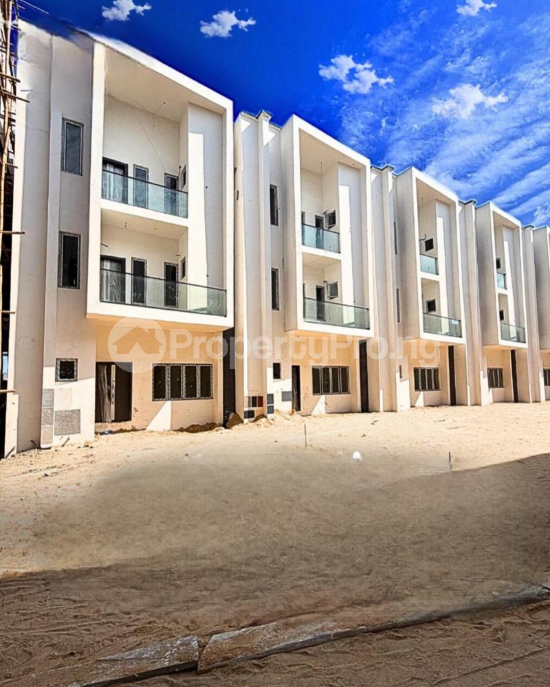 4 bedroom House for sale Osapa london Lekki Lagos