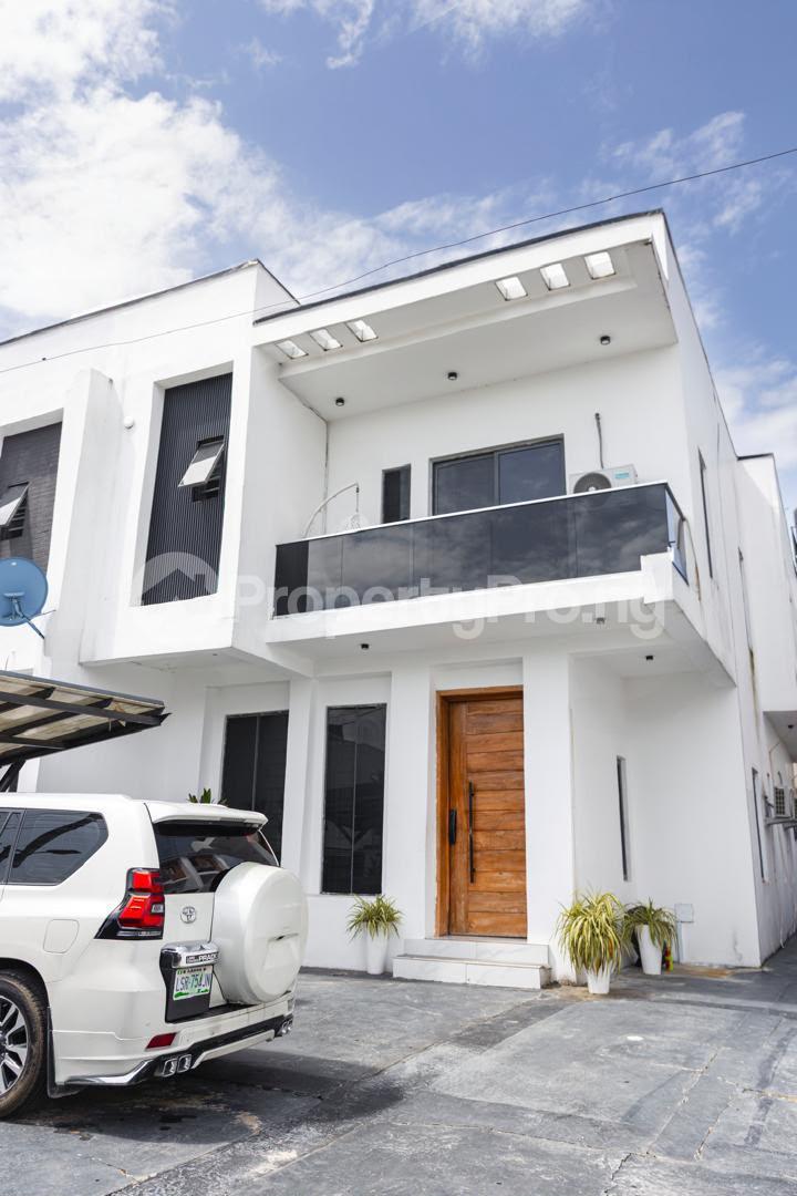 4 bedroom House for sale Chisco, Kusenla Street Ikate Lekki Lagos