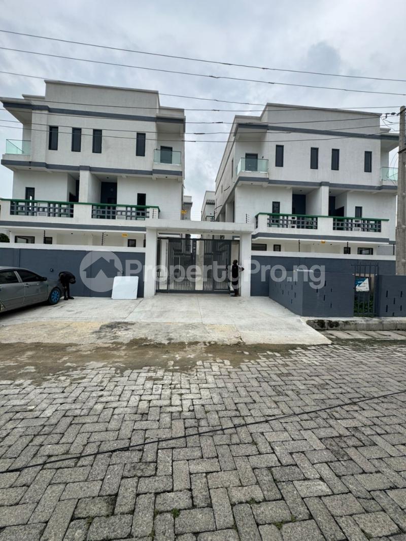 4 bedroom House for sale Off Admiralty Lekki Phase 1 Lekki Lagos