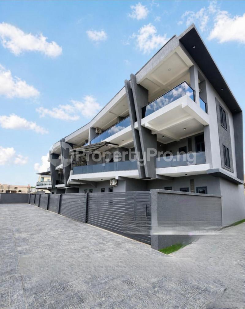 4 bedroom House for sale Mende Maryland Lagos