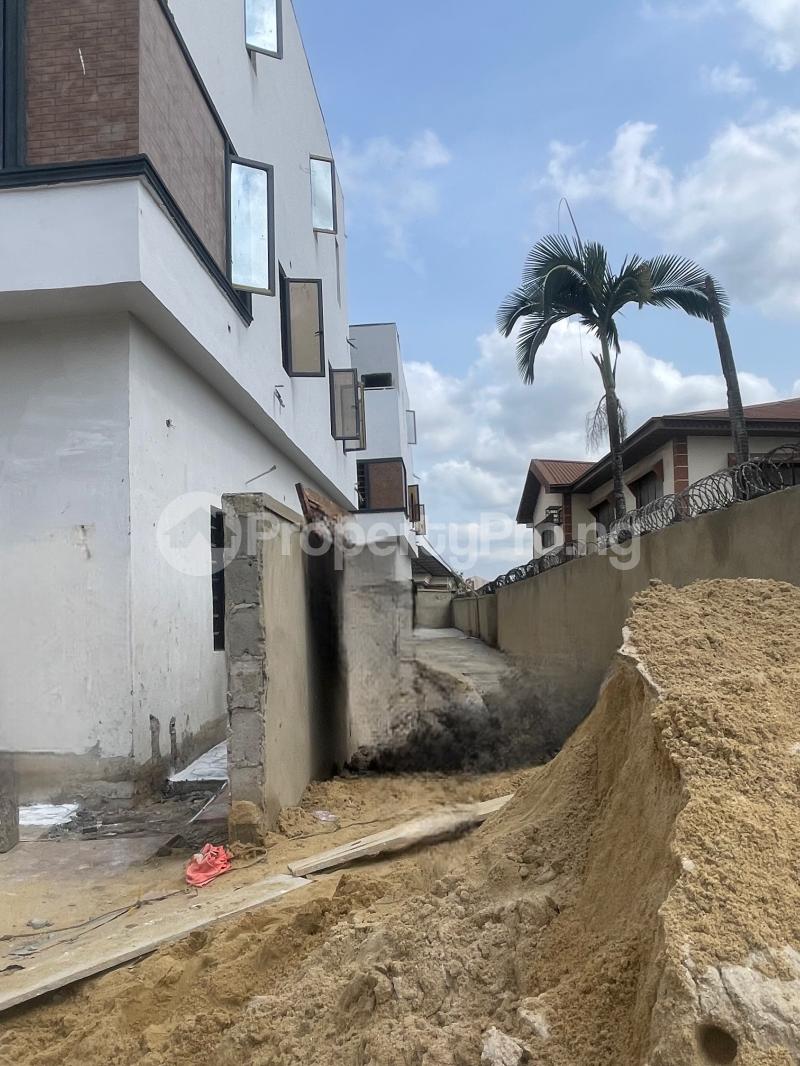 4 bedroom House for sale Anthony Maryland Mende Maryland Lagos