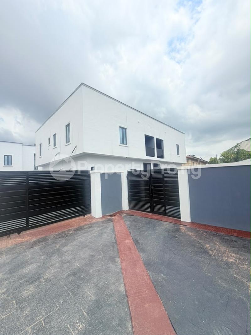 4 bedroom House for sale Magodo GRA Phase 1 Ojodu Lagos