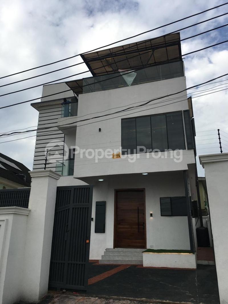 4 bedroom House for sale Ogba Ogba Lagos
