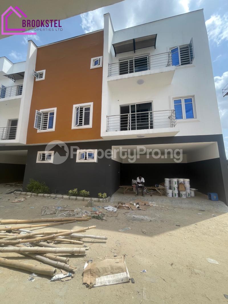 4 bedroom House for sale Ogudu GRA Ogudu Lagos