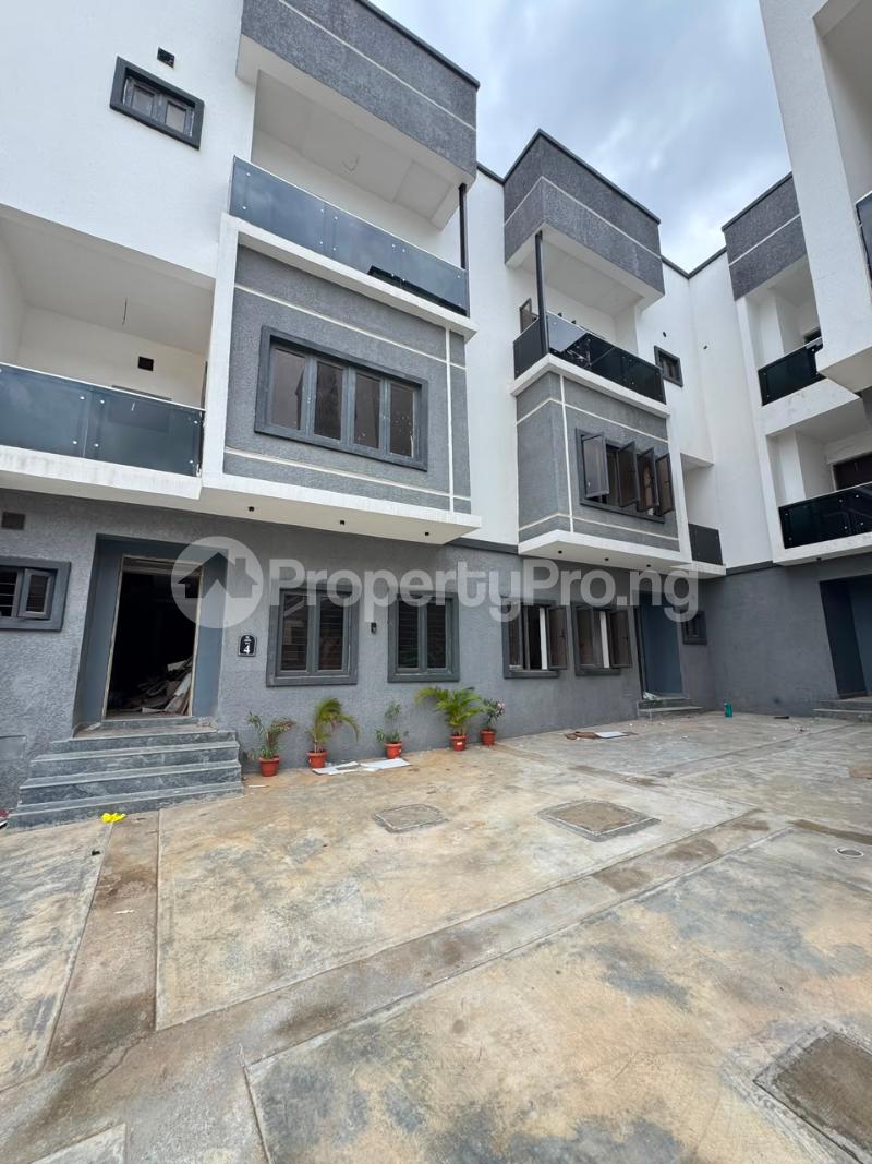 4 bedroom House for sale Main Guzape Abuja