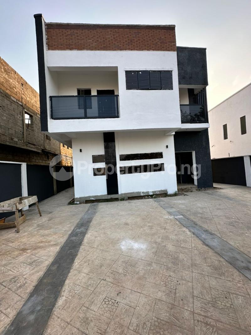 4 bedroom House for sale Carlton Gate Akobo Ibadan Oyo
