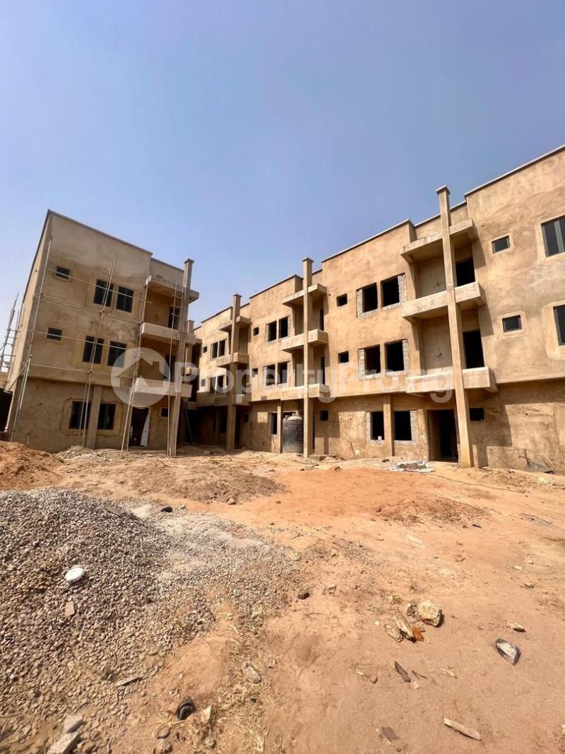 4 bedroom House for sale Guzape Abuja