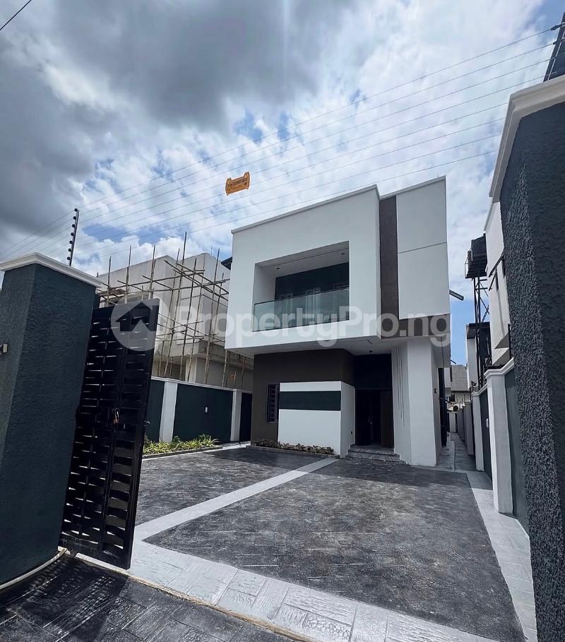 4 bedroom House for sale Dana Estate, Rumuodomaya New Layout Port Harcourt Rivers