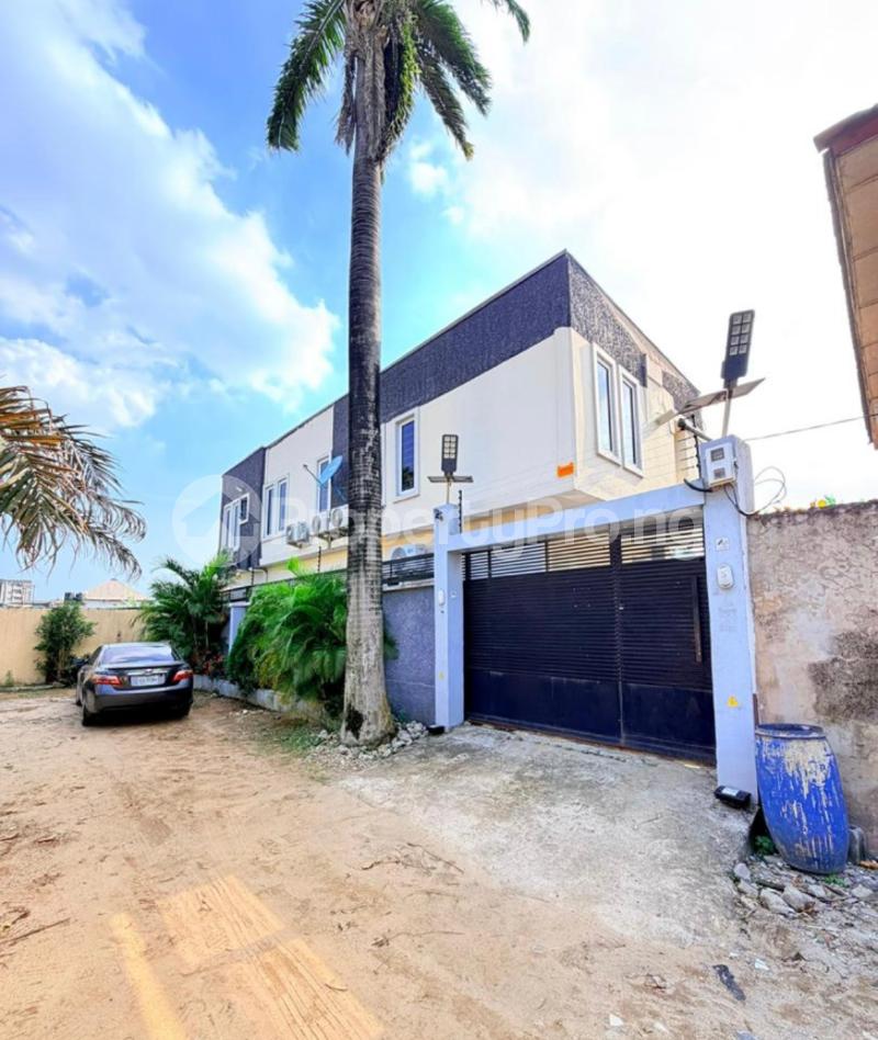 4 bedroom House for sale Ogba Ogba Bus-stop Ogba Lagos