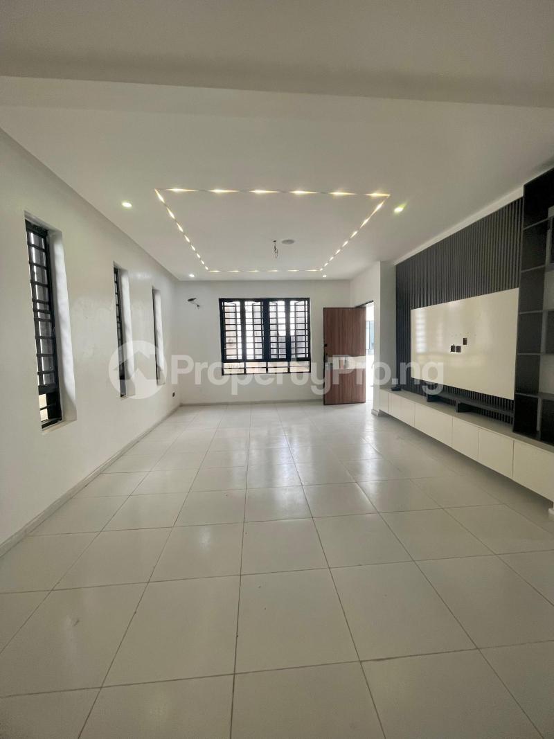 4 bedroom House for sale orchid Lekki Lagos