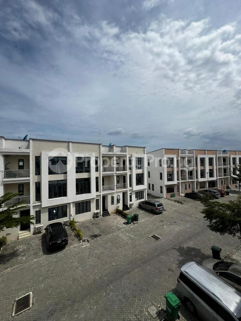 4 bedroom House for rent Off Platinum Road Lekki Phase 1 Lekki Lagos