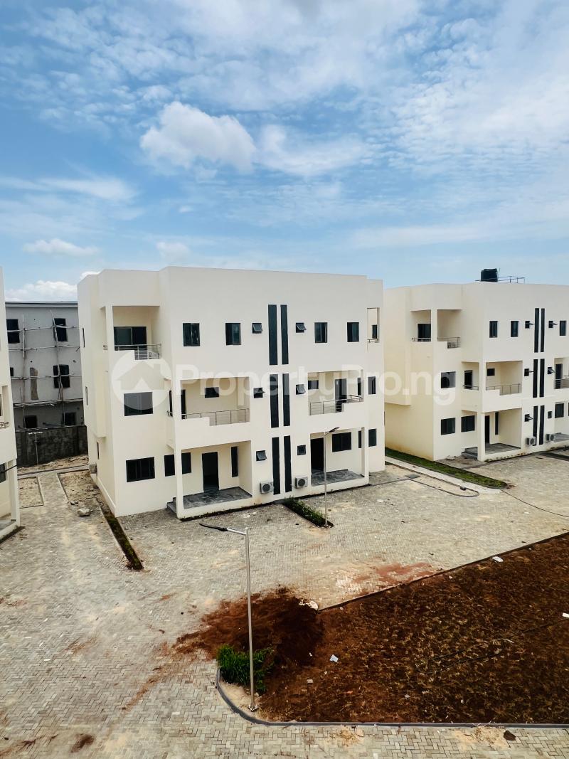 4 bedroom House for rent Osapa Lekki Lagos Osapa london Lekki Lagos