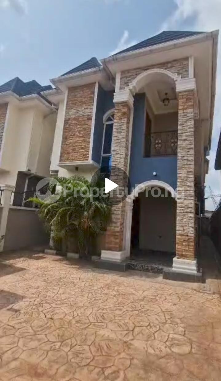 4 bedroom House for sale Surulere Lagos