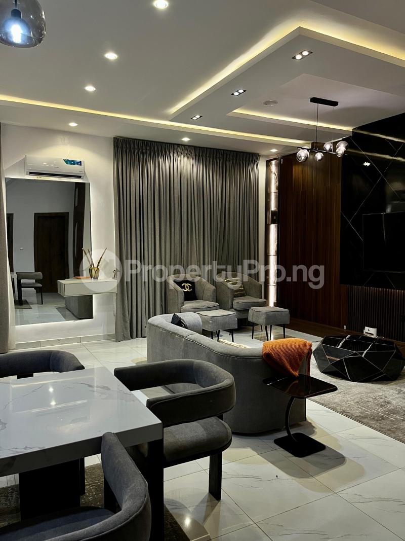 4 bedroom House for shortlet Ologolo Lekki Lagos