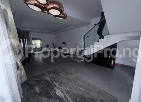 4 bedroom Commercial Property for rent  Osapa london Lekki Lagos