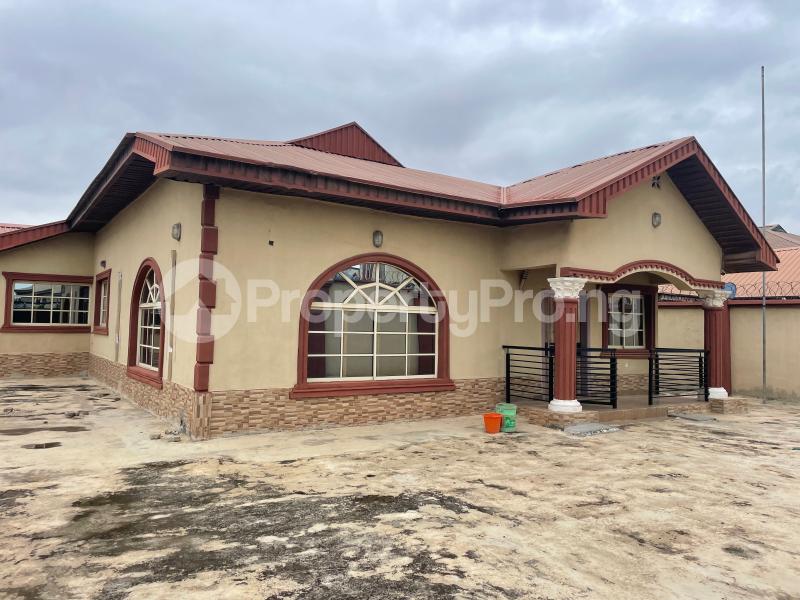 4 bedroom House for sale Valley View Estate Oluodo Ebute Ikorodu Lagos - 9
