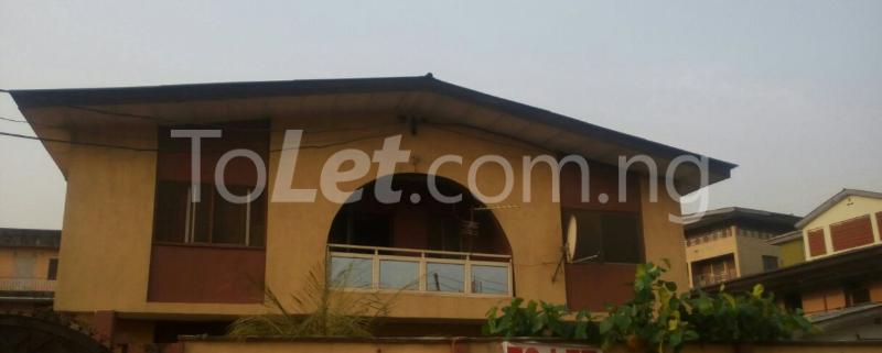 4 bedroom Flat / Apartment for rent Off Rosenje Street Soluyi Gbagada Lagos