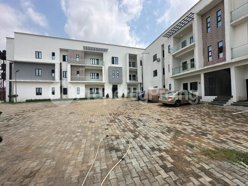 5 bedroom Flat / Apartment for rent Guzape Abuja
