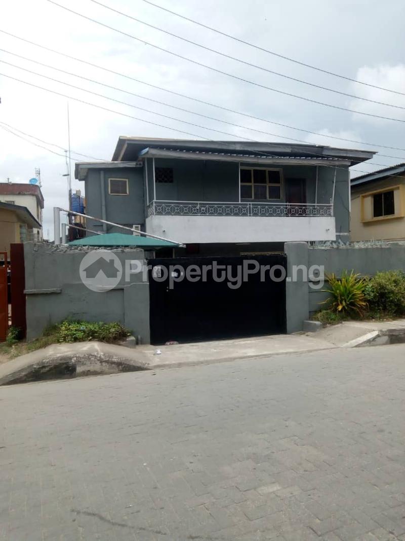 4 bedroom Flat / Apartment for sale Surulere Lagos