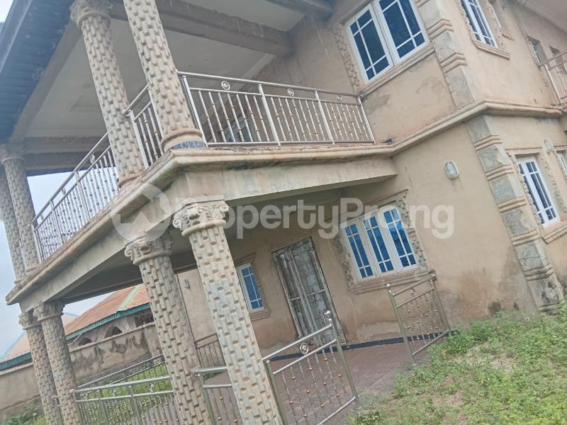 4 bedroom House for sale Oke Omi Bankesa Olomi Ibadan Oyo