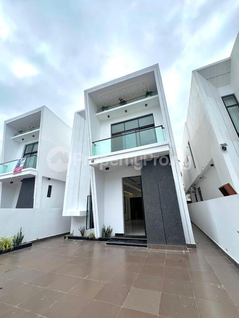 4 bedroom House for sale Orchid Lekki Lagos