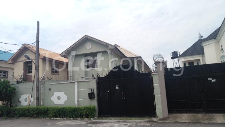 4 bedroom House for rent Magodo Phase 2 Estate, Cmd Road. Ojodu Lagos