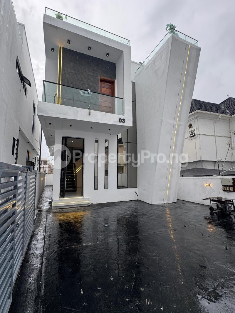 4 bedroom House for sale Ikota Lekki Lagos
